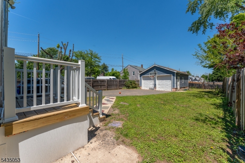 30 Rockview Ter