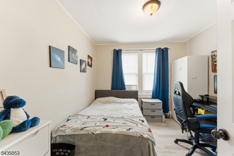 30 Rockview Ter