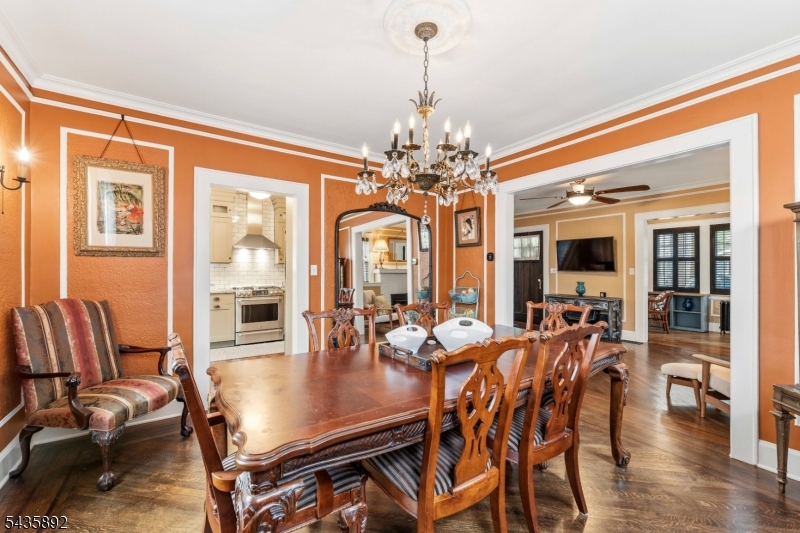 16 Coolidge Ave