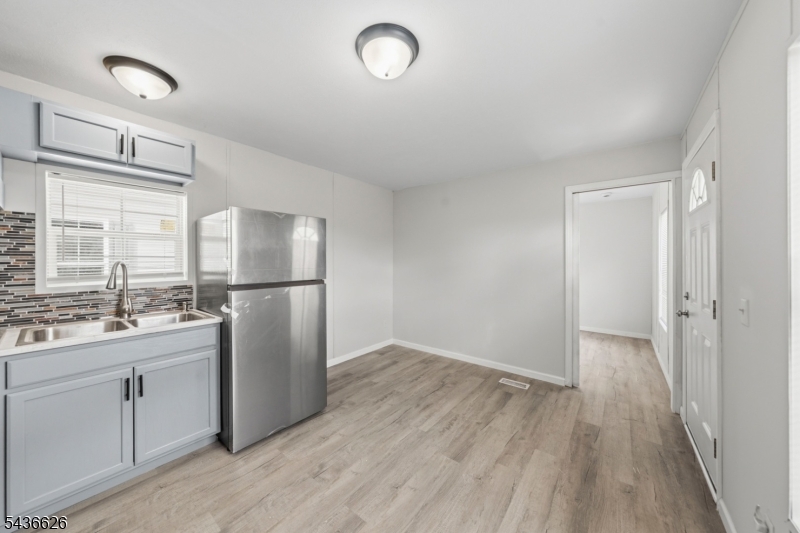 47 Helen Dr