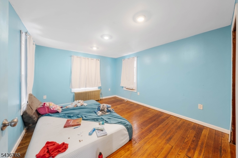 88 Woodbridge Ave