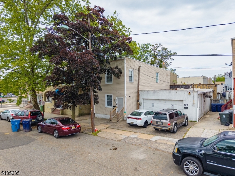 409 Ogden Pl