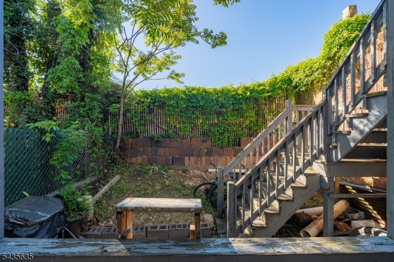 409 Ogden Pl