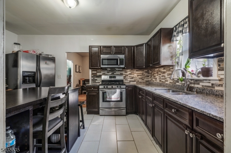 409 Ogden Pl