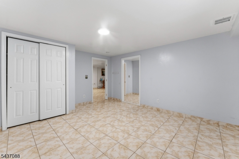 72 Clarendon Pl