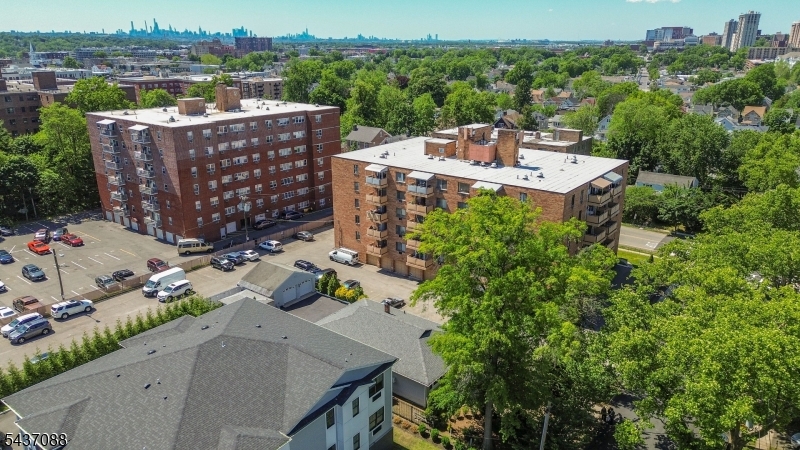 72 Clarendon Pl