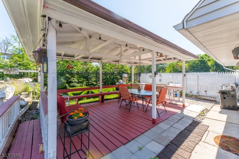 72 Clarendon Pl