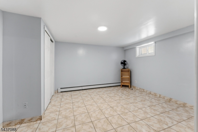 72 Clarendon Pl