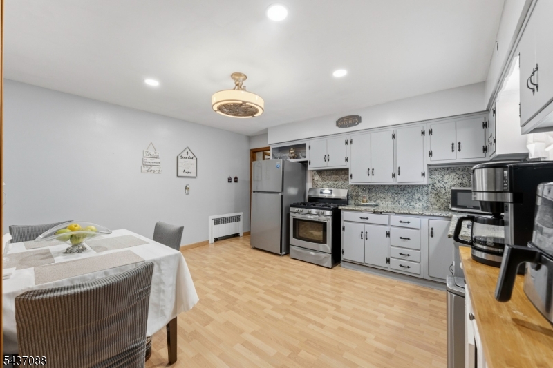 72 Clarendon Pl