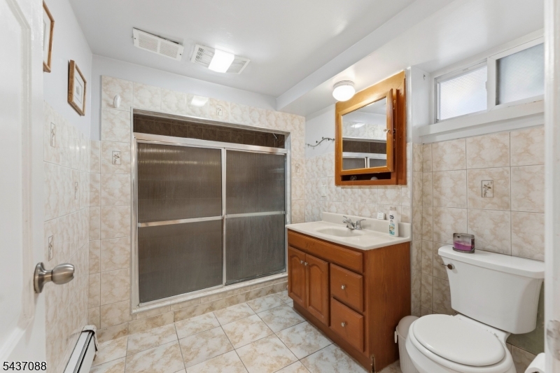 72 Clarendon Pl