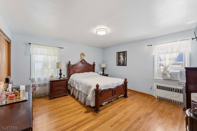 72 Clarendon Pl