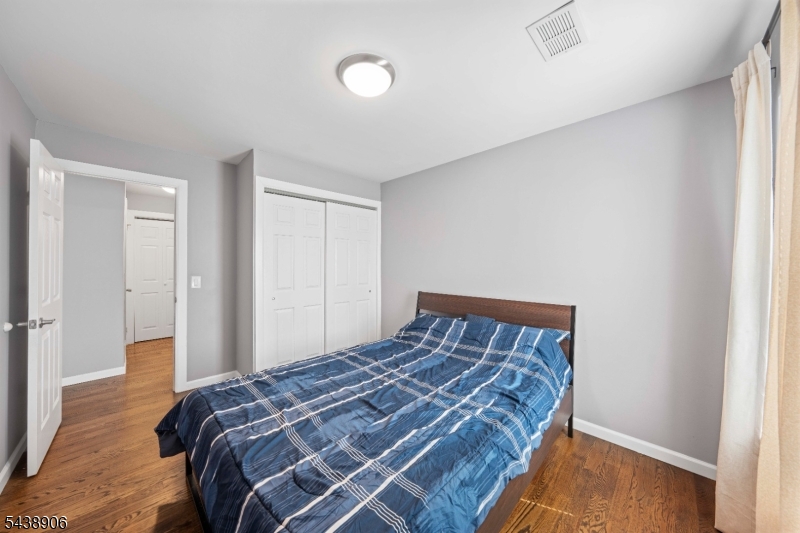 2706 Lighthouse Ln