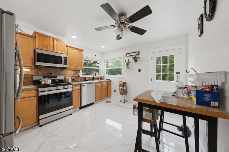 156 Baker Ave