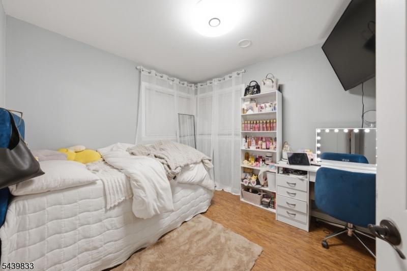 156 Baker Ave