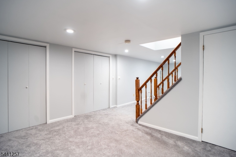 130 Loretta St