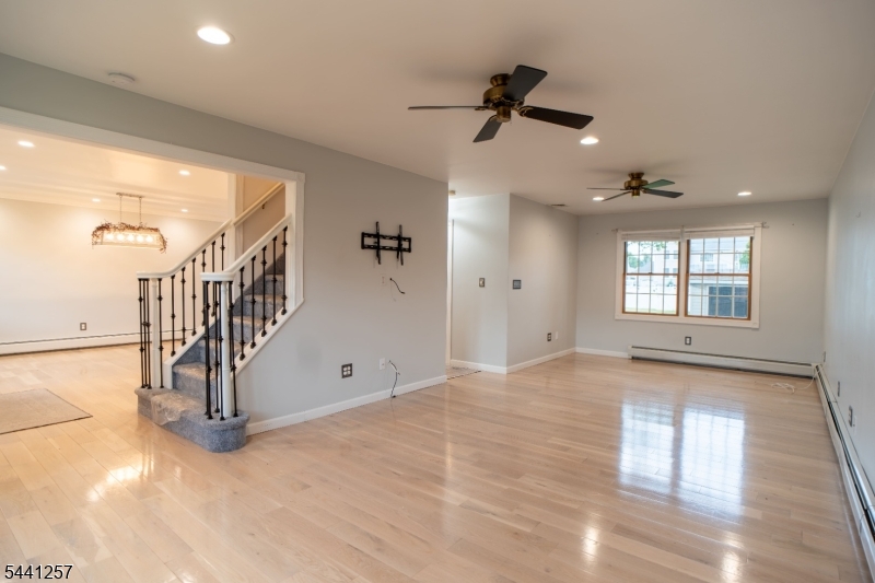 130 Loretta St