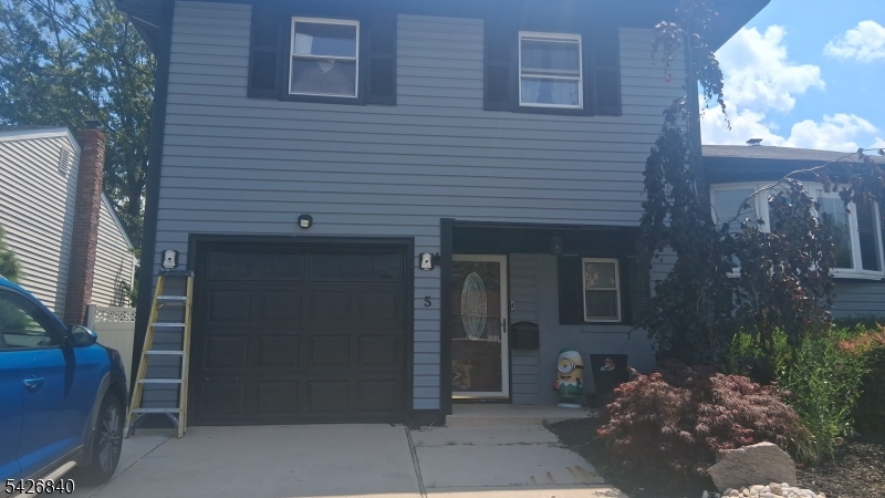 5 Sumutka Ct