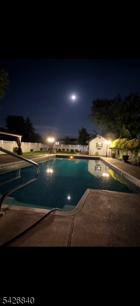 5 Sumutka Ct