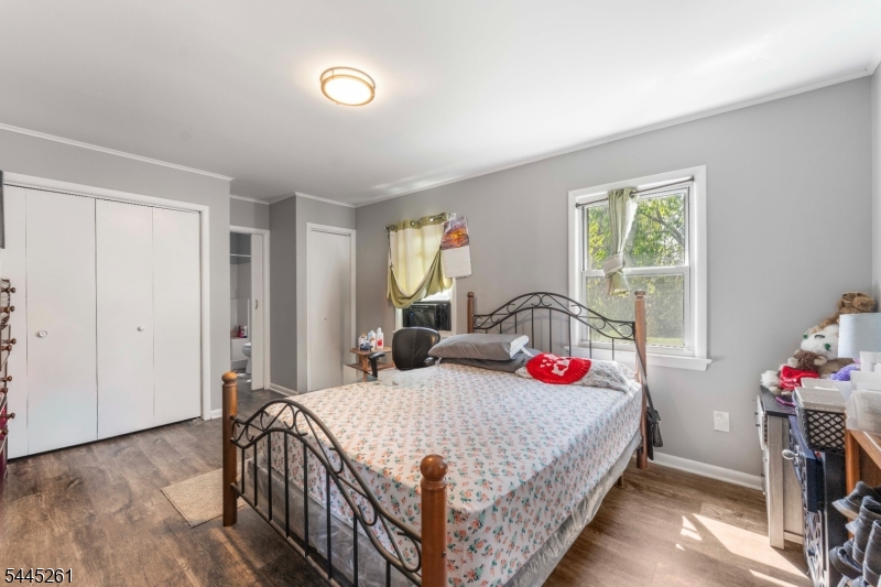 341 Mountainview Ter