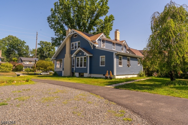341 Mountainview Ter
