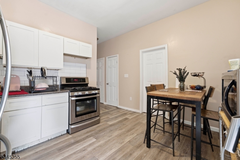 183 Graham Ave 2