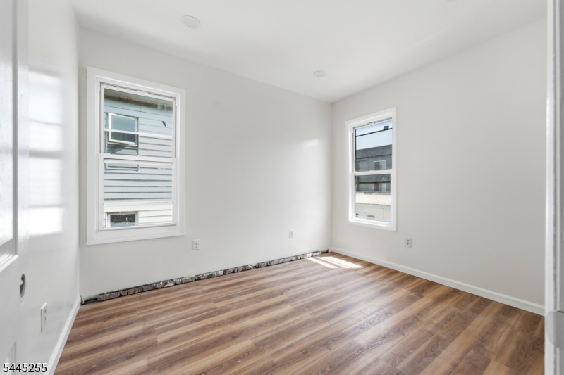 183 Graham Ave 2