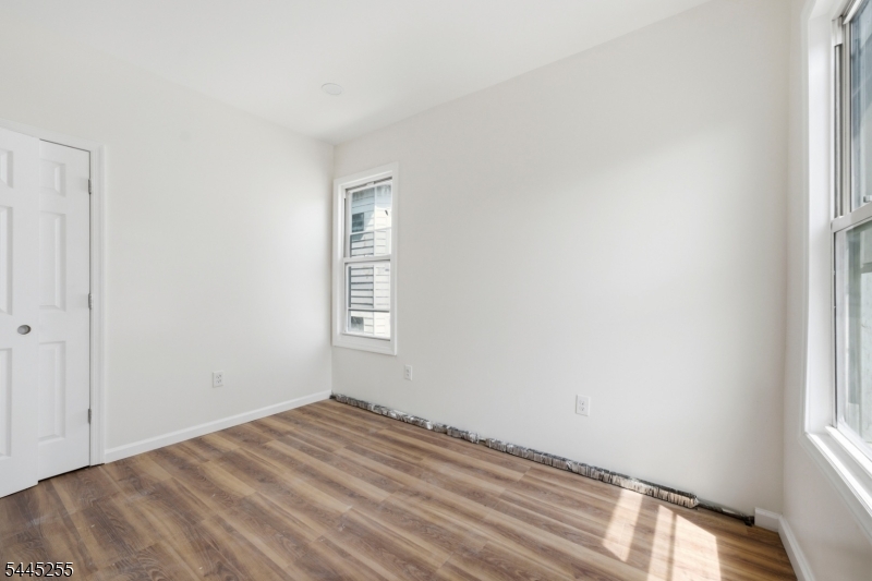 183 Graham Ave 2