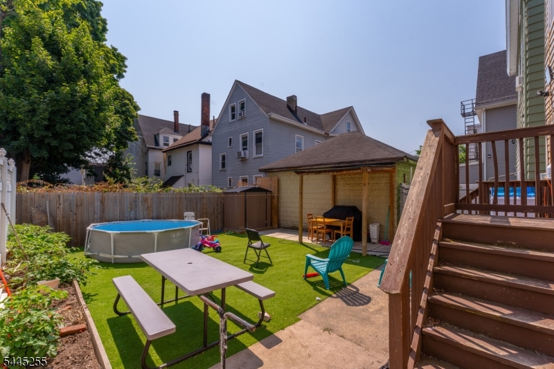 183 Graham Ave 2