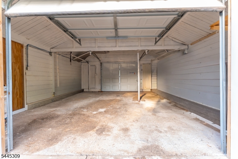 325 Roycefield Rd