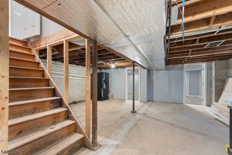 325 Roycefield Rd