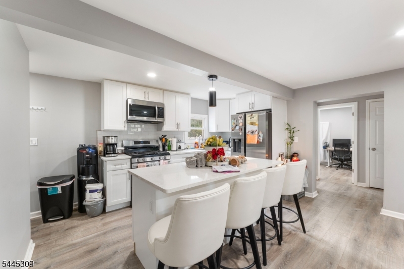 325 Roycefield Rd