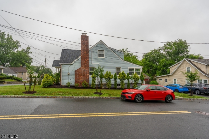 19 Robertson Rd