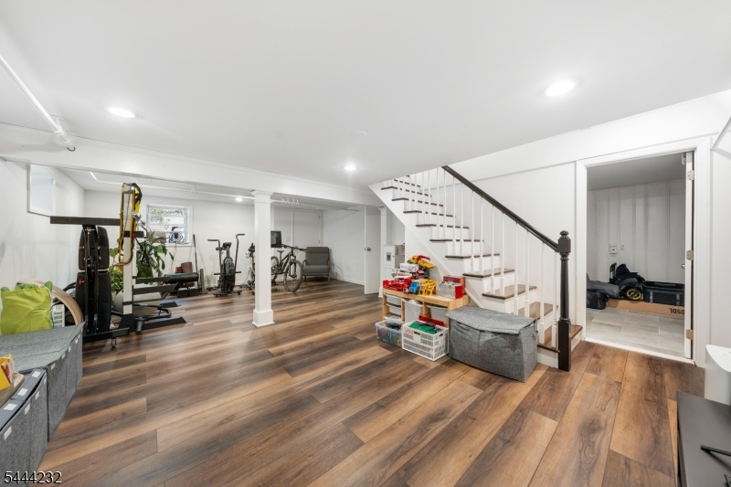 19 Robertson Rd