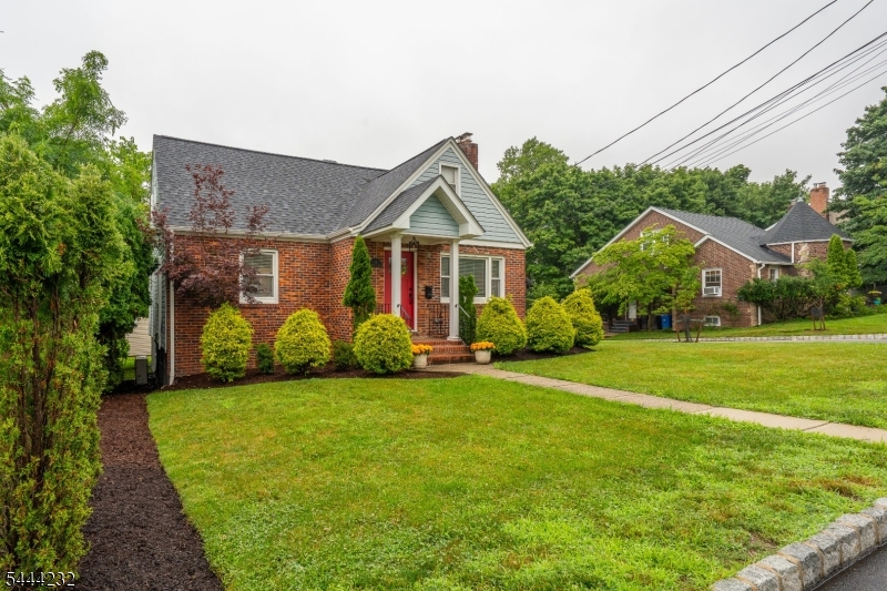 19 Robertson Rd