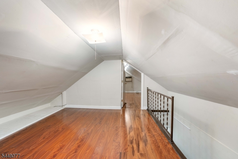 102 Runyon Ave