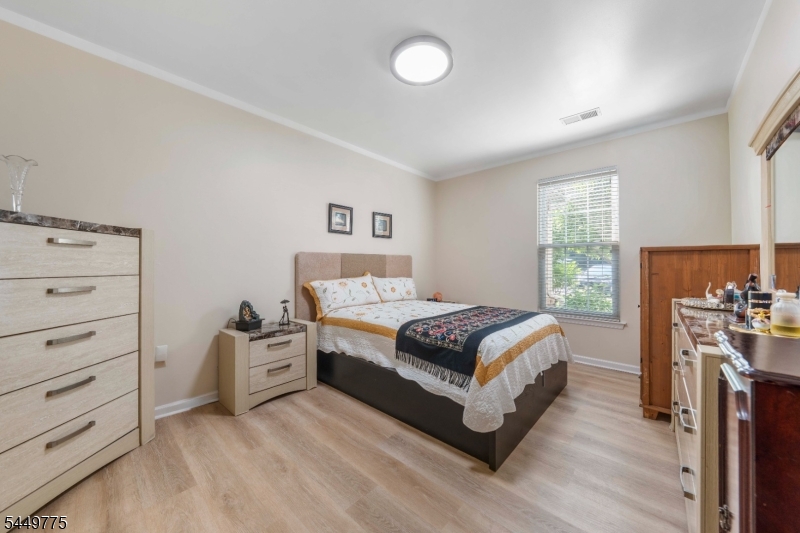319 Sophee Ln