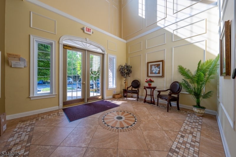 319 Sophee Ln