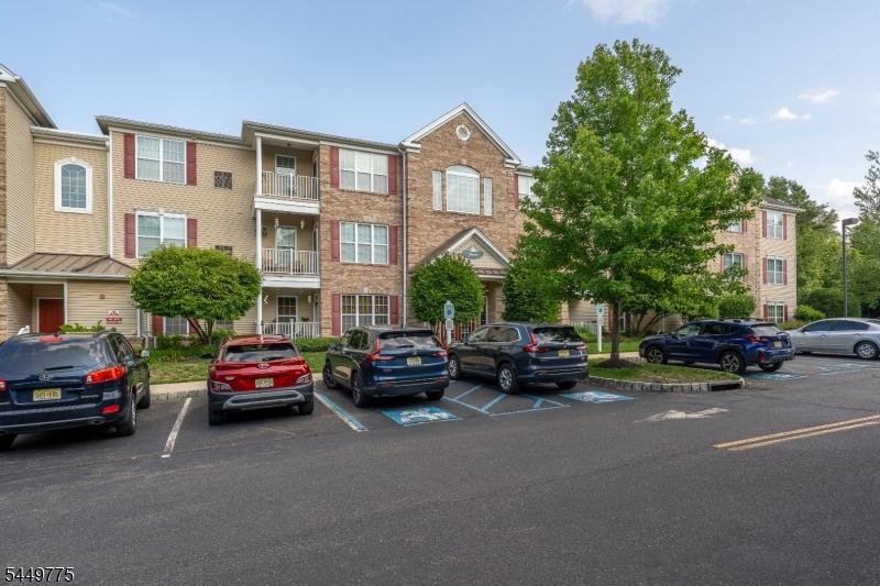 319 Sophee Ln