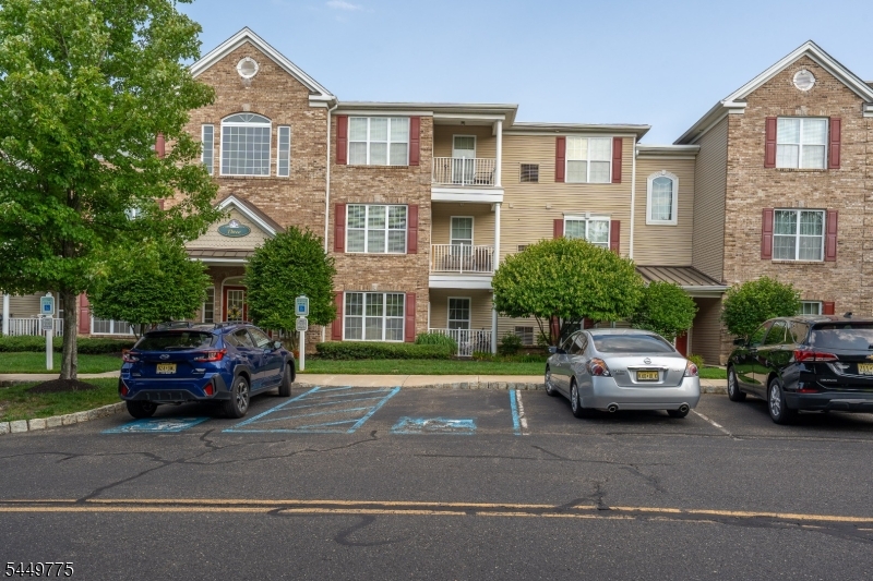 319 Sophee Ln