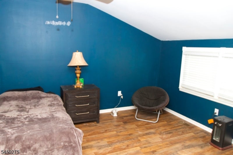 319 Spruce Dr
