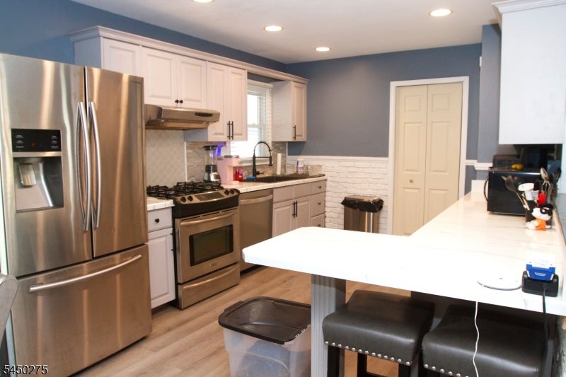 319 Spruce Dr