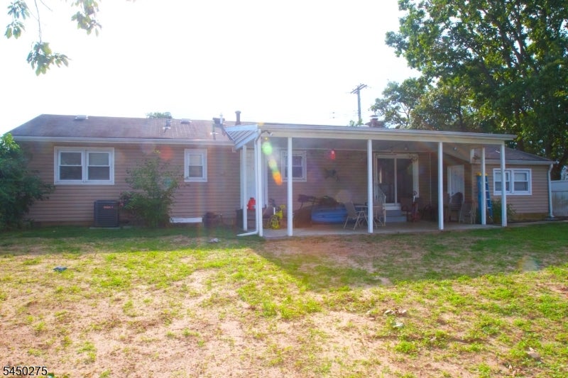 319 Spruce Dr