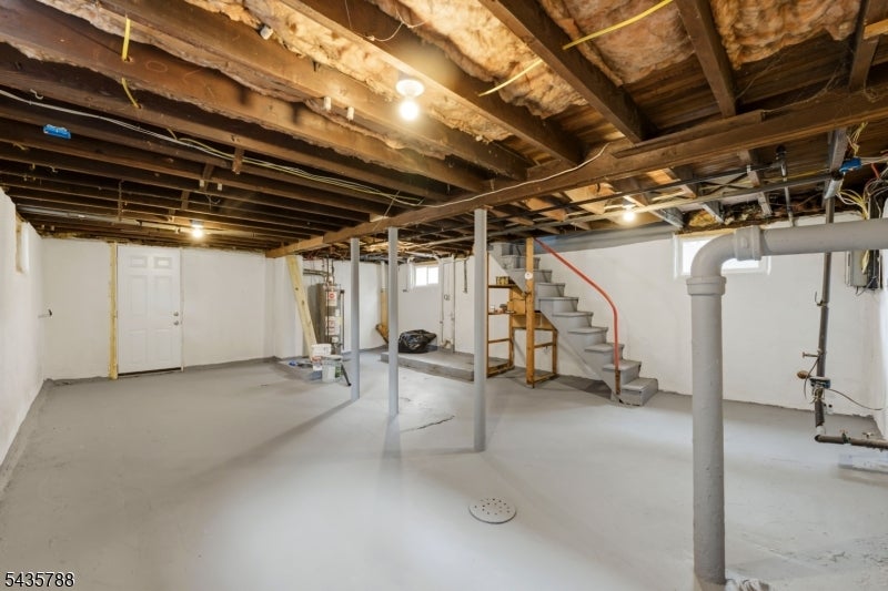 11 Jean Ct