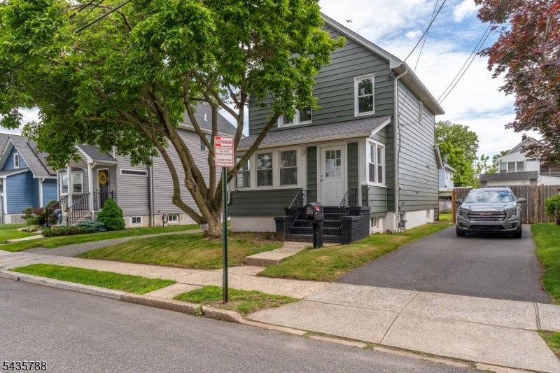 11 Jean Ct