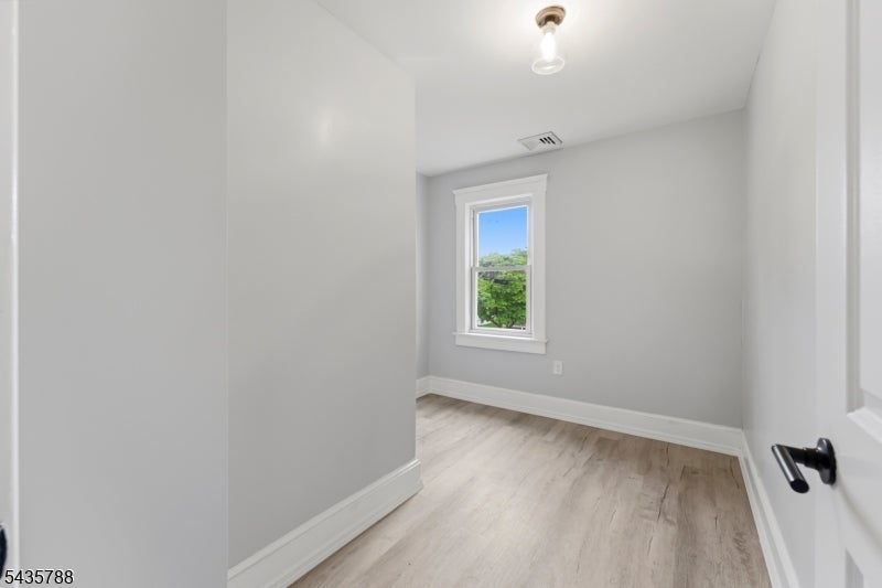 11 Jean Ct