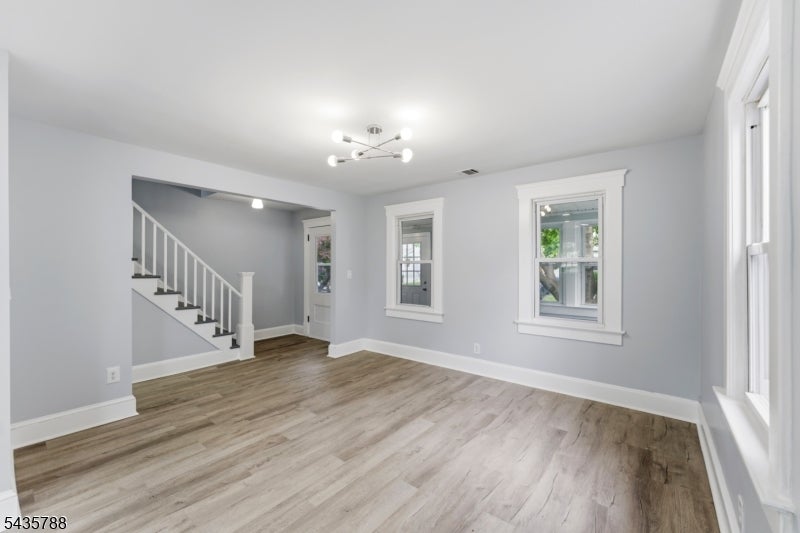 11 Jean Ct