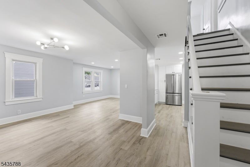 11 Jean Ct