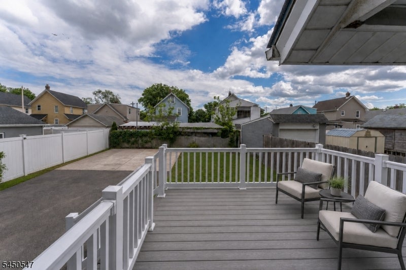 11 Jean Ct