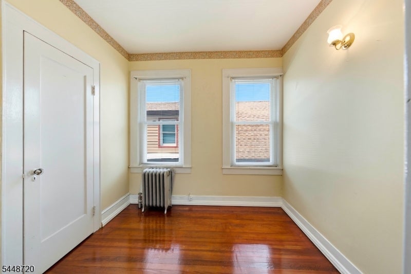317 Mitchell Ave