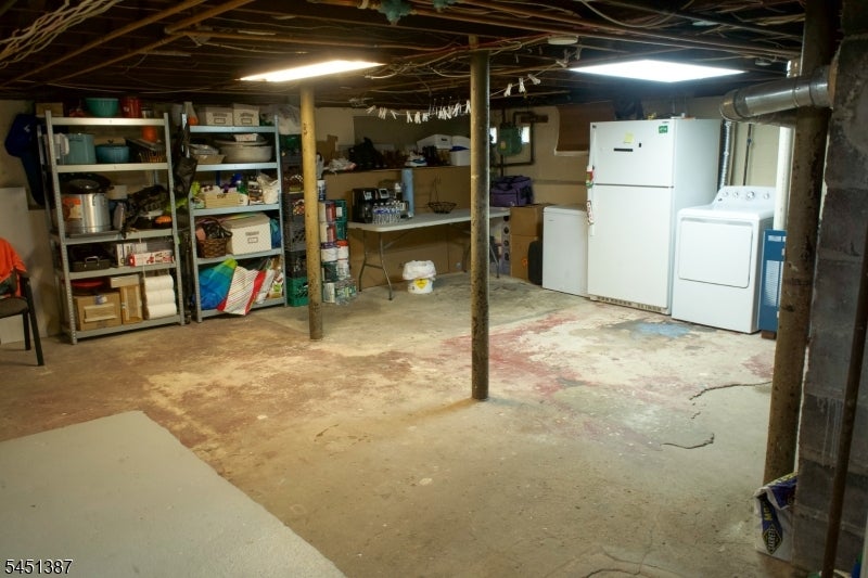 12 Carpenter Pl